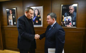 Глава Ленобласти принял доклад о работе сенатора Сергея Перминова