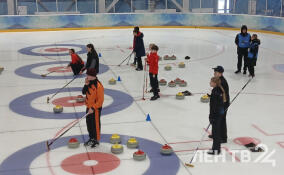 Ленинградские керлингисты сыграют с командой Удмуртии в финале первого дня Игр Александра Невского