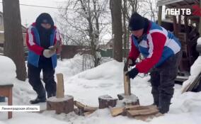 Отряды «Ладожского десанта» помогли навести порядок в помещениях библиотеки в Санино