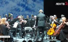 В БДТ прошел «Зимний концерт» симфонического оркестра «Северная Симфония»