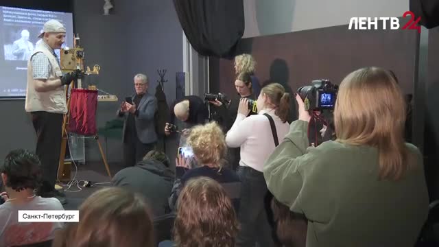 В Санкт-Петербургском институте кино и телевидения отметили день рождения кинокамеры