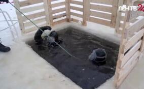 Водолазы Росгвардии погрузились под лед в акватории Финского залива