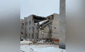 В результате обрушения здания военкомата в Сертолово погибли три человека