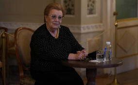 Народного учителя РФ из Ленобласти Зою Найденову поздравили с юбилеем