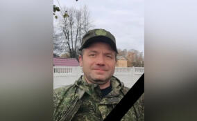 В Сланцах простятся с погибшим два года назад участником СВО Александром Яковлевым