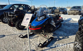 10 внедорожников, квадроциклы и снегоход: ленинградские спасатели получили новую технику