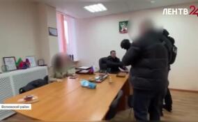 Главу Колчановского сельского поселения подозревают в получении взятки