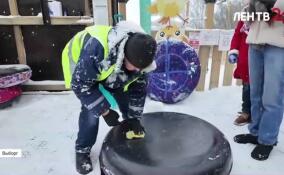 Инспекторы проверили тюбинговый спуск в Выборге в парке на Батарейной горе