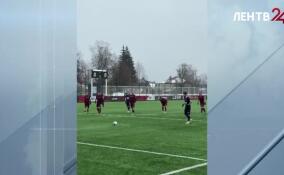 ФК «Ленинградец» победил московский «Велес». ВК «Динамо-ЛО» проиграл «Белогорью»