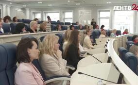 Женщины-лидеры Ленобласти поделились своими идеями с председателем Заксобрания