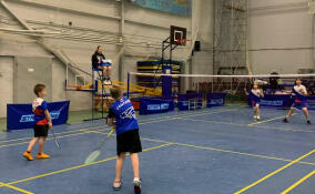 Юные бадминтонисты состязались на первенстве СЗФО в Гатчине