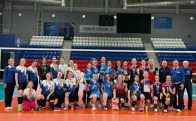 Волейболистки из Агалатово взяли «золото» на областном турнире