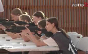 В Колпино прошли женские соревнования по военно-спортивному многоборью