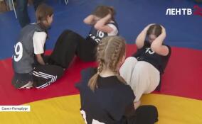 В Колпино прошли женские соревнования по военно-спортивному многоборью