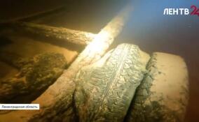 Водолазы обследуют дно Ладоги