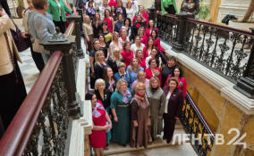 Церемония вручения премии «Женщина года 47» началась в Гатчинском дворце