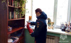 В пансионате для пожилых в Мшинской прошла проверка пожарной безопасности