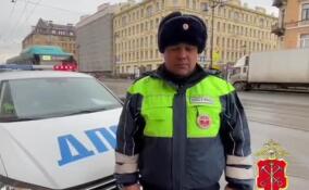 Три пешехода попали в больницу после ДТП в центре Петербурга