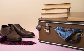 Мужчина пытался ввезти экстремистскую литературу с нацистской символикой в Ивангород