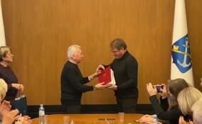 Депутаты Заксобрания Ленобласти встретились с журналистами