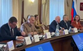 В Доме правительства Ленобласти стартовало заседание совета по взаимодействию с «Движением первых»