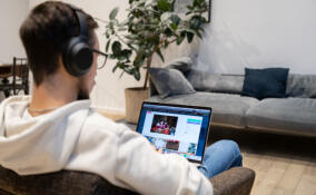 VK Видео изучила предпочтения пользователей в регионах России: в Сибири выбирают новости, на юге пересматривают телешоу