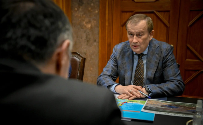 Губернатор Ленобласти обсудил с главой Росморречфлота развитие морской логистики в Калининград