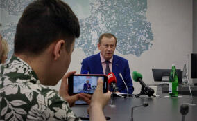 «Будем стараться работать в этих условиях»: Александр Дрозденко высказался о перебоях с интернетом