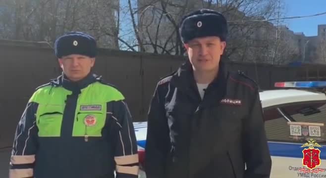 Петербургские автоинспекторы помогли доставить задыхающегося младенца в больницу