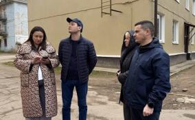 Госжилнадзор контролирует ситуацию с домом в Ивангороде, где обрушился пол