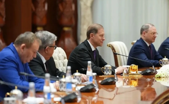 Александр Дрозденко и Денис Мантуров провели встречу с Шавкатом Мирзиеевым