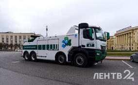 Леноблэкомилиция получила еще один грузоподъемный эвакуатор – для техники массой до 60 тонн