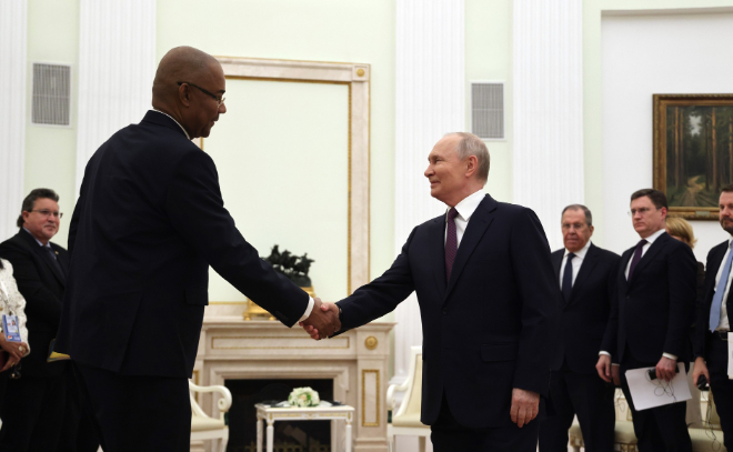 Сейшельская интрига: зачем Патрика Эрмини пригласили в Москву