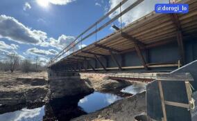 В Волховском районе полным ходом идет реконструкция моста через реку Кондега