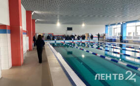 Александр Дрозденко оценил обновлённый бассейн в Кировске