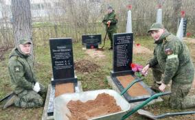 Более 200 тысяч ленинградцев в апреле приняли участие в субботниках