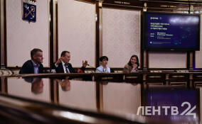 Встреча Александра Дрозденко с выпускниками ленинградских школ – в фоторепортаже ЛенТВ24