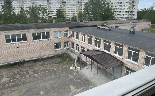 Ремонт в Коммунарской школе №1 должен завершиться до конца года
