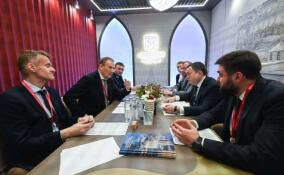 Губернатор Ленобласти и глава ПСБ обсудили поддержку участников СВО и развитие спорта в регионе
