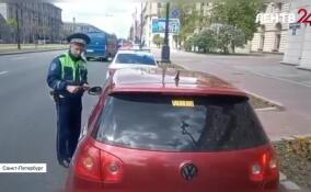 В Петербурге за неделю выявили 23 шумных автомобиля и мотоцикла
