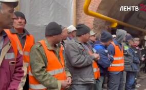 Мигранты прыгали из окон в ходе рейда полиции в центре Петербурга