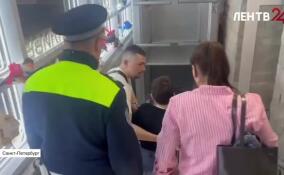 В Приозерском районе полицейские помогли ребенку, получившему серьезную травму