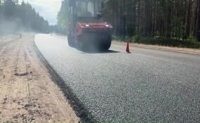 На Приморском шоссе приступили к укладке верхнего слоя асфальта
