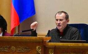 Александр Дрозденко обсудил на встрече с депутатами ЗакСа ключевые социально‑экономические вопросы