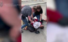 ФСБ пресекла канал легализации мигрантов через фиктивные браки в Петербурге и Ленобласти