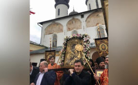 Сенатор Перминов поздравил православных с Днём явления Тихвинской иконы Божией Матери