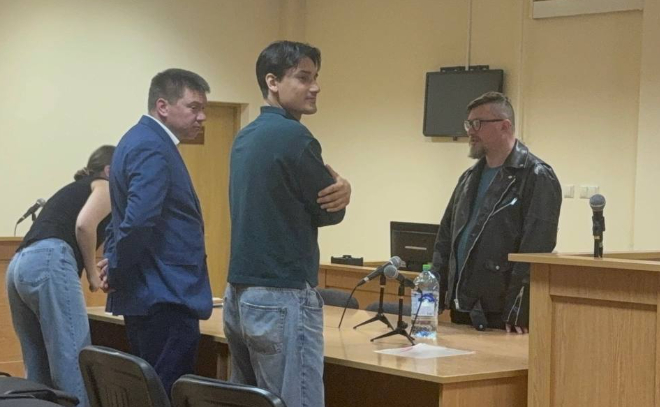 Депутата Заксобрания Ленобласти Ивана Апостолевского арестовали на 10 суток