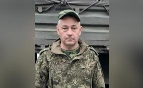В Лодейном Поле простились с погибшим на передовой Олегом Власовым