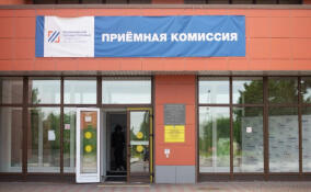 Более 23 тысяч абитуриентов подали заявления в вузы и колледжи Ленобласти