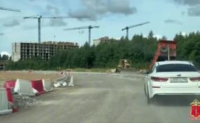 Полицейские ловили нелегальных мигрантов на стройобъекте в Порошкино